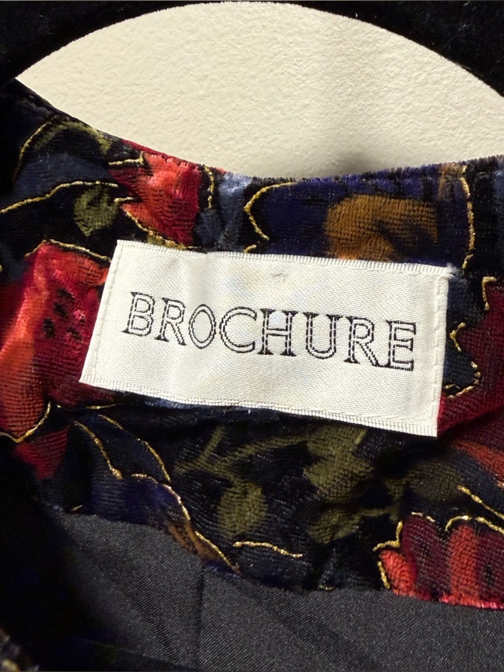 Vintage BROCHURE Velvet Floral Cropped Jacket | Medium - Picture 2 of 7